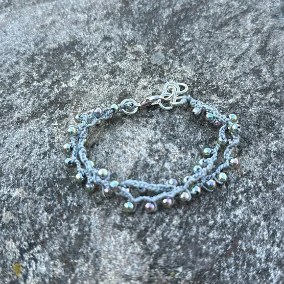Dyed hematite bracelet - Picture 4 of 8